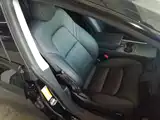 Фото 25 - Tesla Model 3