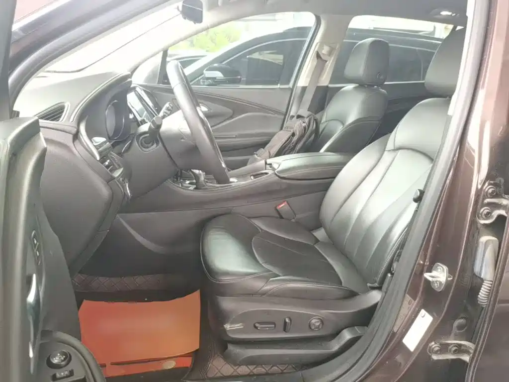 Фото 15 - Buick Envision Plus
