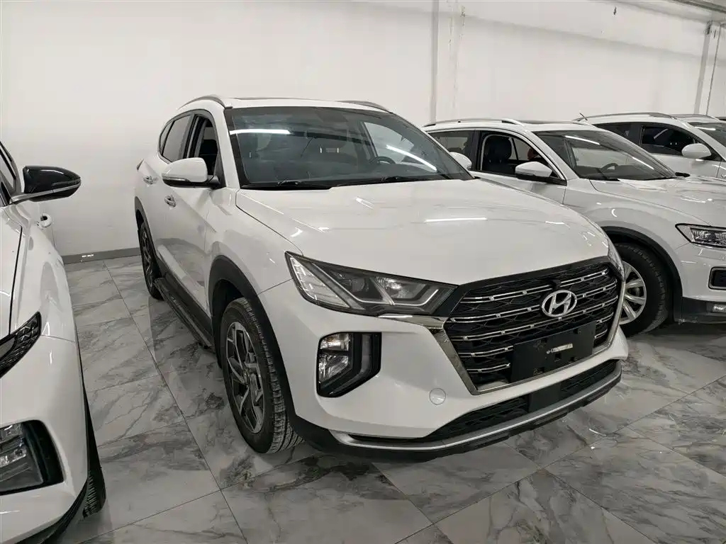Hyundai Tucson 2020 280TGDi 2WD GLS Smart Connect Edition China VI фото 3