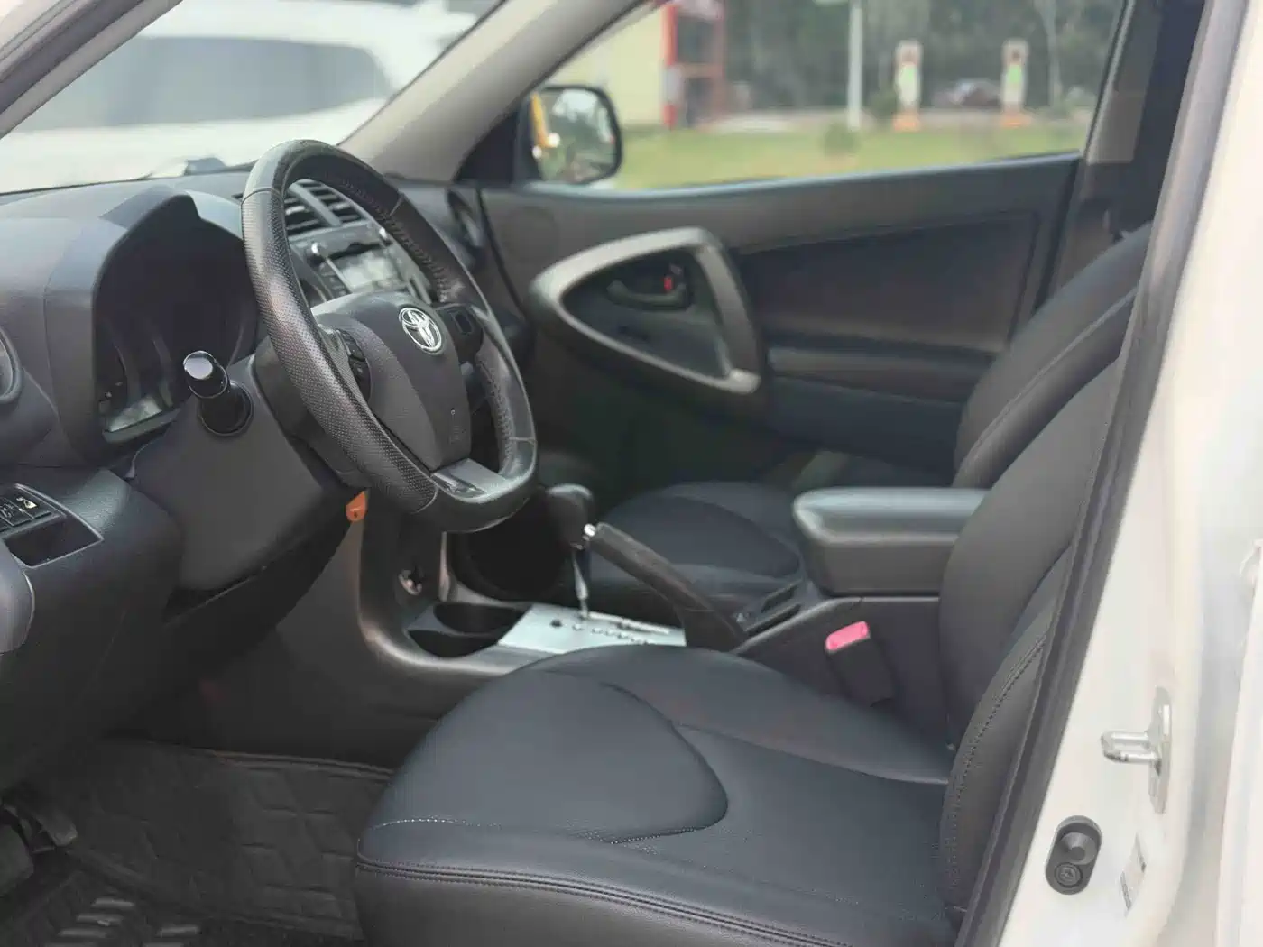 Toyota RAV4 Rongfang 2013 Special Edition 2.0L Auto Classic фото 16