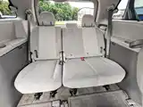 Photo 16 - Toyota Sienna