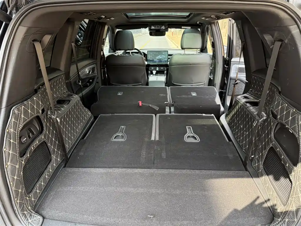 GAC Trumpchi Trumpchi GS8 2022 Pilot Series 2.0TGDI 2WD Luxury Smart Connect Edition (7-Seater) фото 10