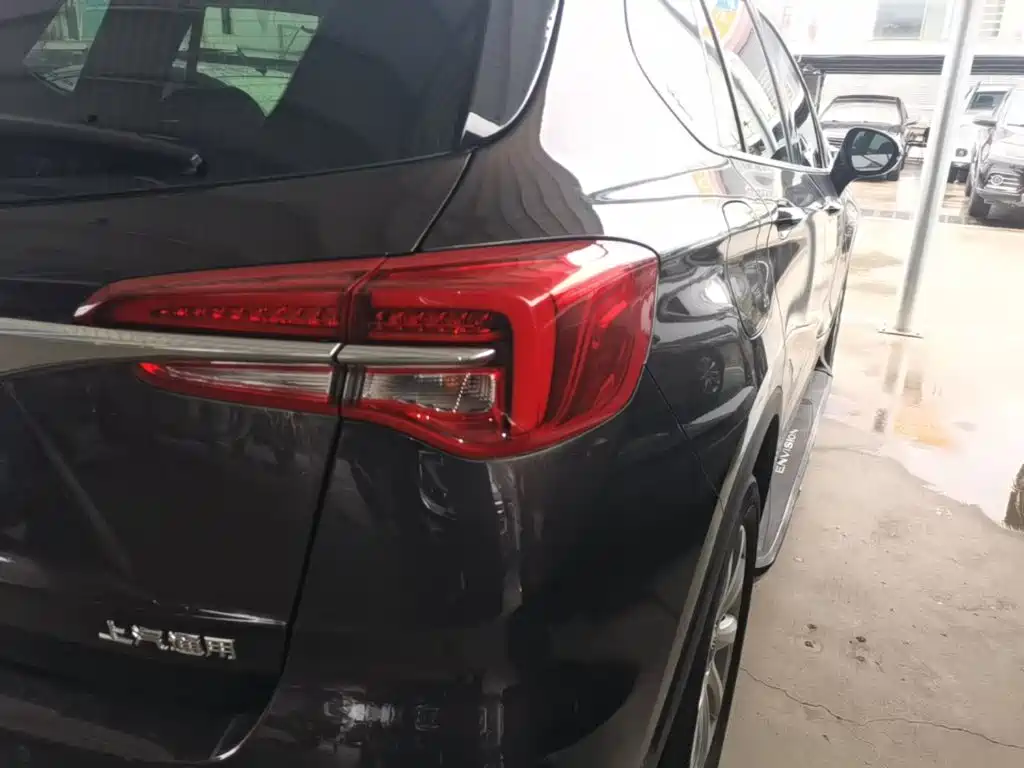 Фото 8 - Buick Envision Plus
