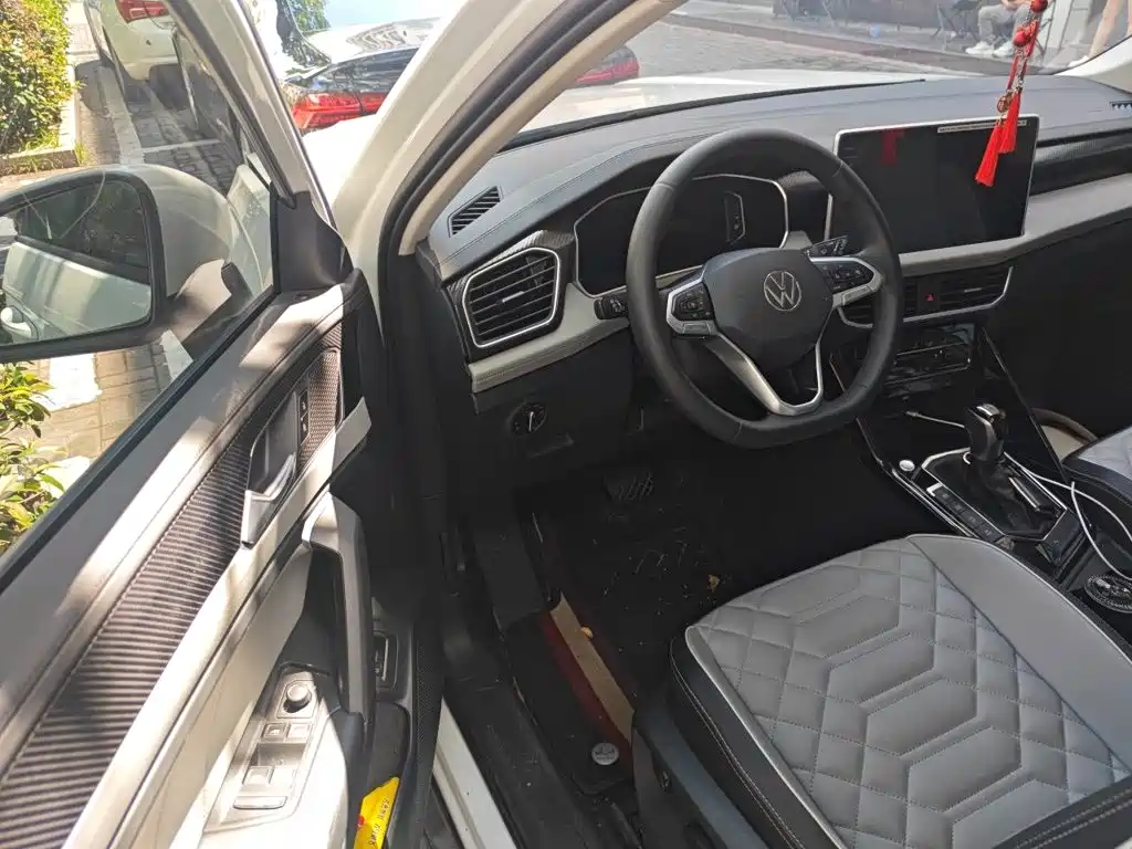 Volkswagen Tayron 2025 2025 Shared Joy 330TSI