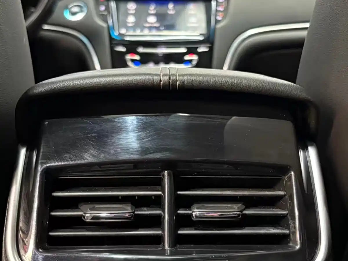 Cadillac XTS 2018 28T Elite фото 12