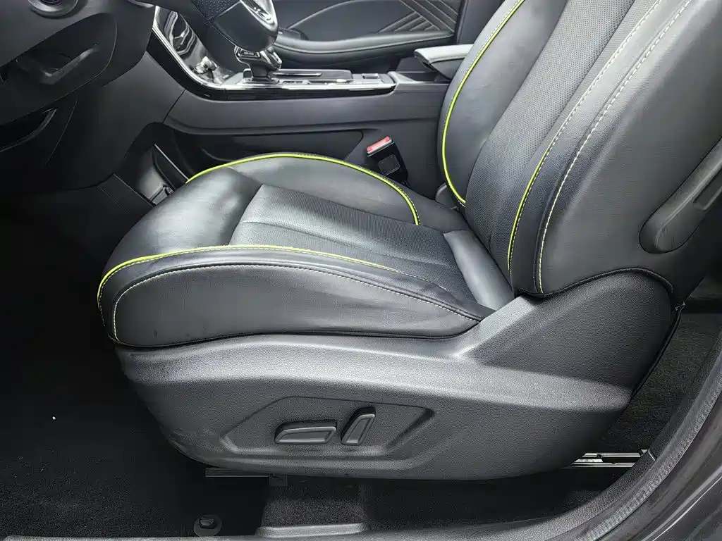 Roewe RX5 2023 2021 PLUS 330TGI Automatic National Trend Premium Edition