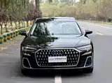 Фото 2 - Audi A8