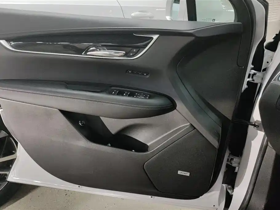 Cadillac XT5 2020 28T Luxury Model фото 7