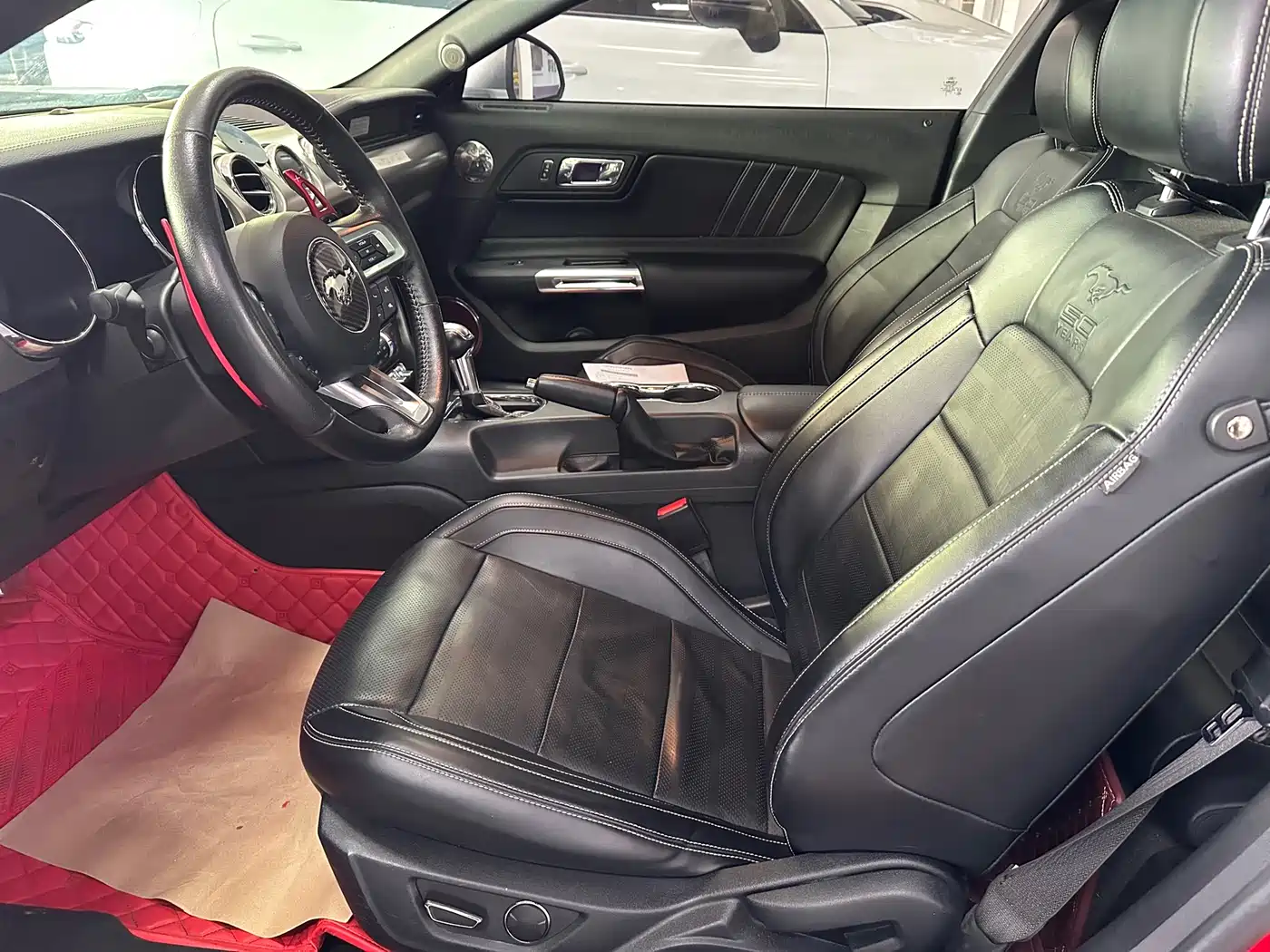 Ford Mustang 2015 2.3T 50th Anniversary Edition фото 6