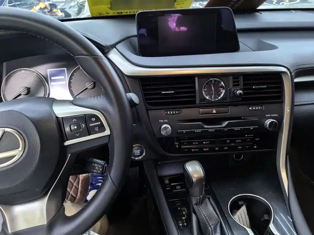 Lexus RX 2016 300 2WD Elite Edition China VI фото 6