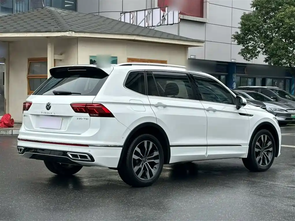 Volkswagen Tiguan L 2023 330TSI Auto 2WD R-Line Premium Edition фото 24
