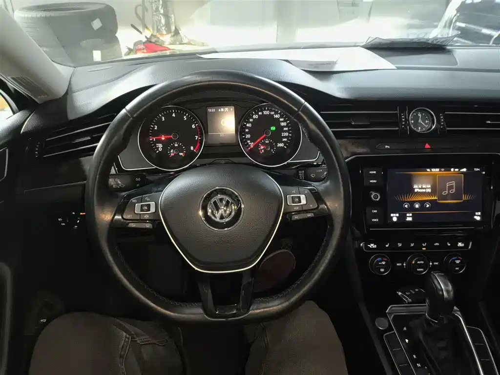 Volkswagen Magotan 2019 330TSI DSG Luxury Class China VI фото 10