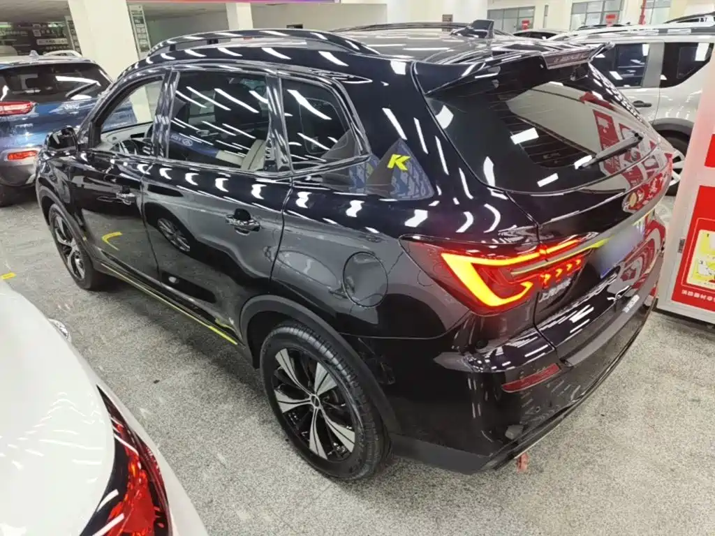 Фото 5 - Roewe RX5