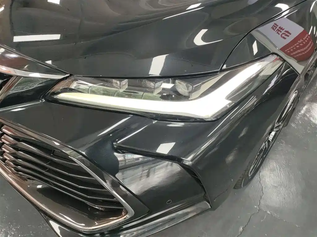 Toyota Avalon 2022 Hybrid 2.5L Luxury Edition фото 23