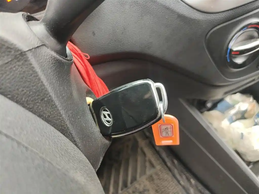 HYUNDAI ACCEPT