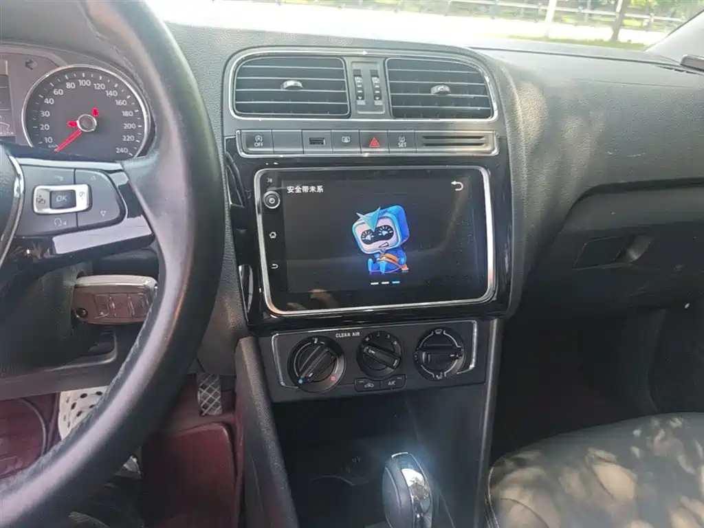 Volkswagen Polo 2018 1.5L Auto Comfort фото 13