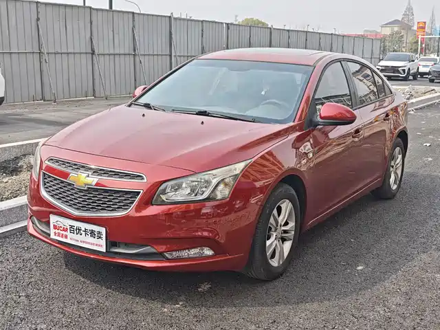 CHEVROLET CRUZE