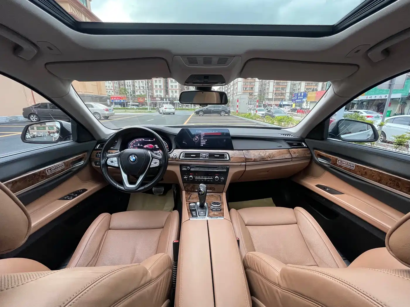 BMW 7 Series 2013 Model 740Li Luxury фото 18