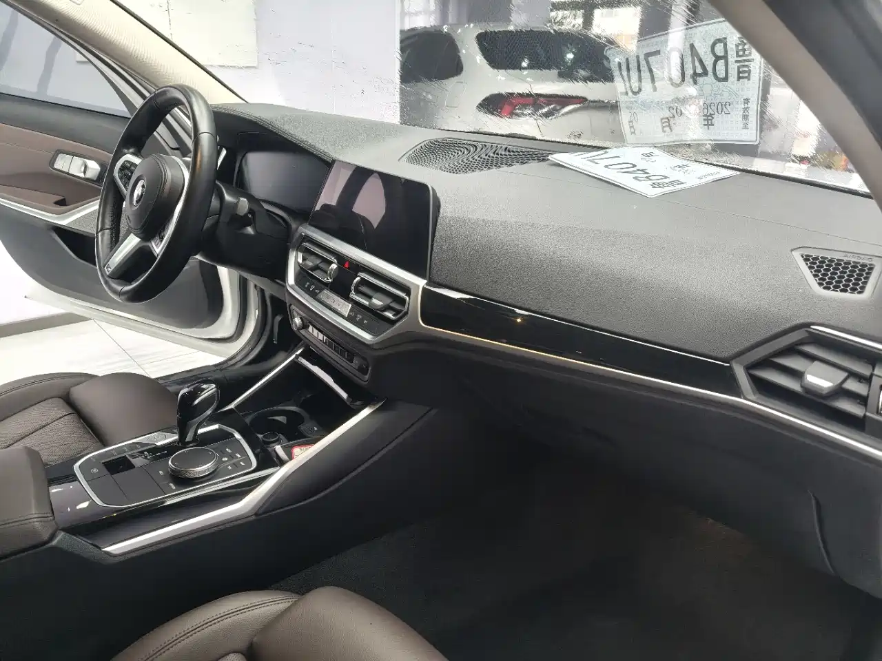 BMW 3 Series 2022 320Li M Sport Package фото 17