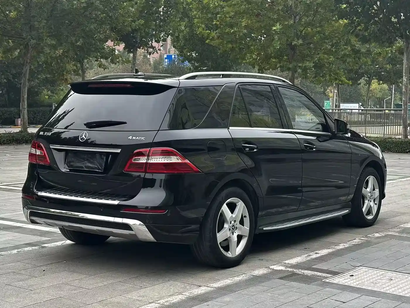 Mercedes-Benz M-Class 2012 Model ML 350 Luxury фото 8