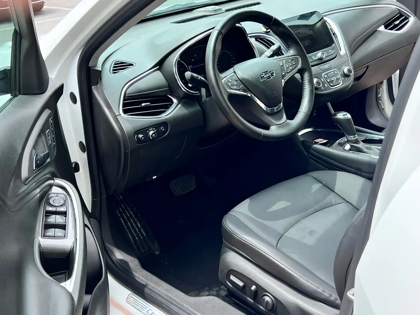 Chevrolet Malibu XL 2017 1.5T DCT Prestige Edition фото 4