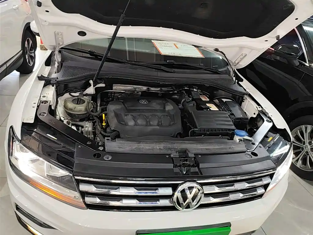 Volkswagen Tiguan L 2018 330TSI Automatic 2WD Comfort Edition фото 20