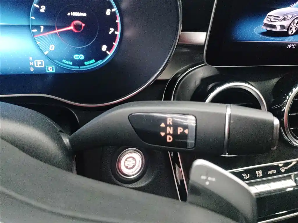 Mercedes-Benz C-Class 2020 C 260 L Sport фото 10