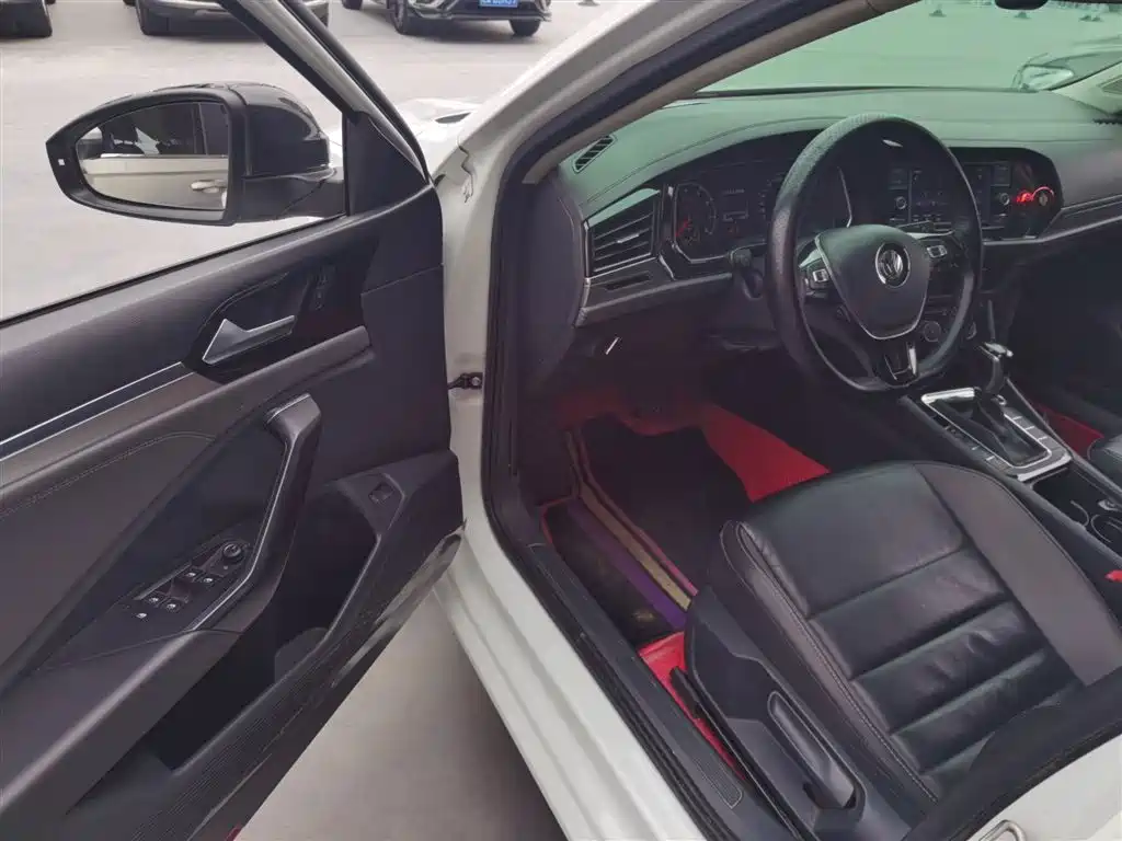 Volkswagen Sagitar 2019 200TSI DSG Comfort Edition China VI фото 13
