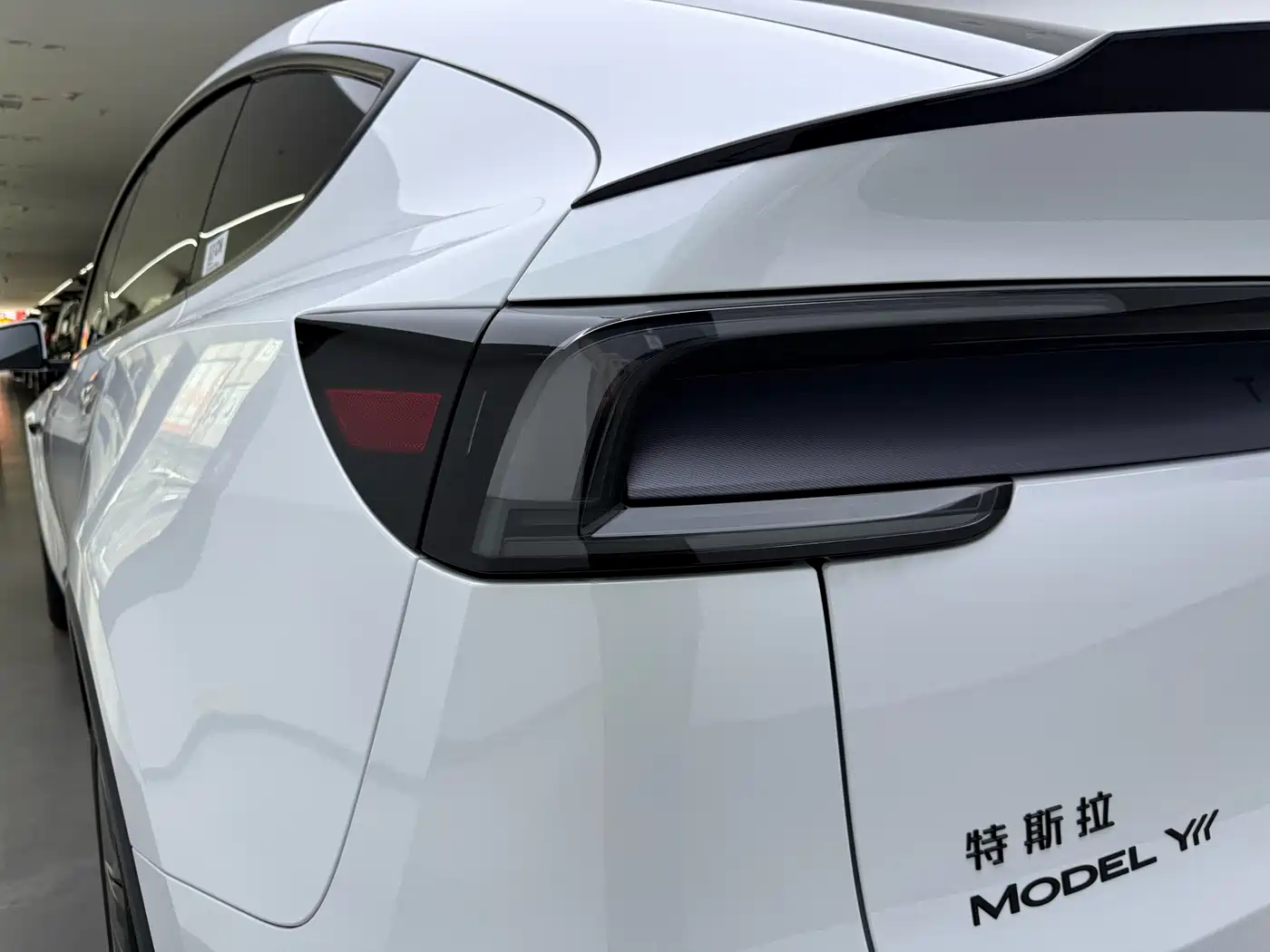 Tesla Model Y L 2026 2025 Facelift Long Range AWD