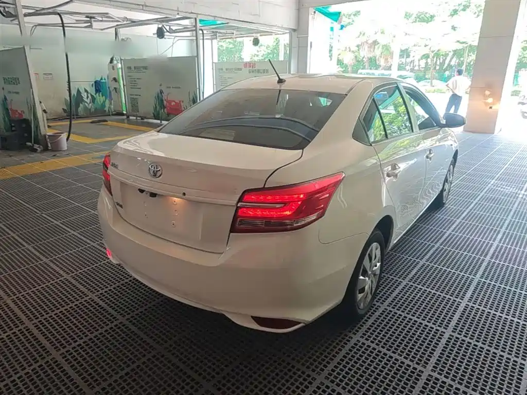 Toyota Vios 2017 1.5L CVT Pioneer фото 7