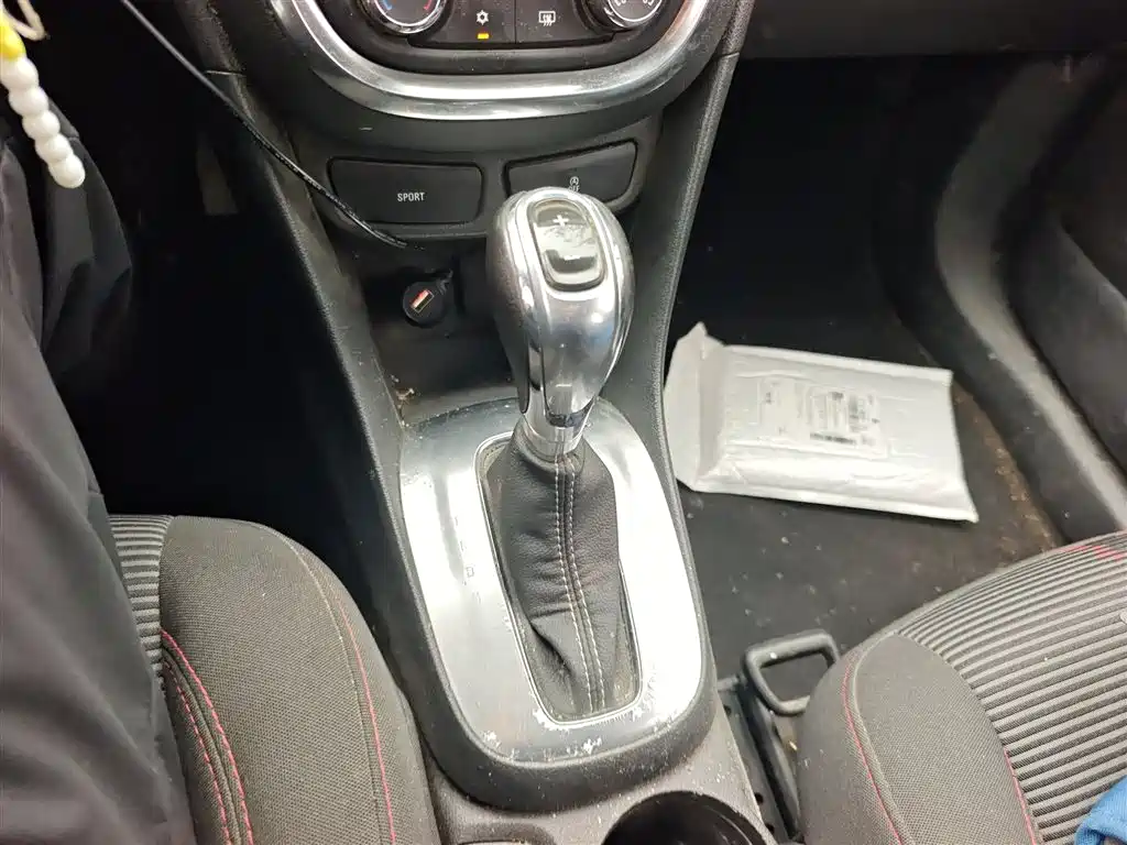 Buick Encore 2015 1.4T Automatic 2WD Urban Elite фото 10