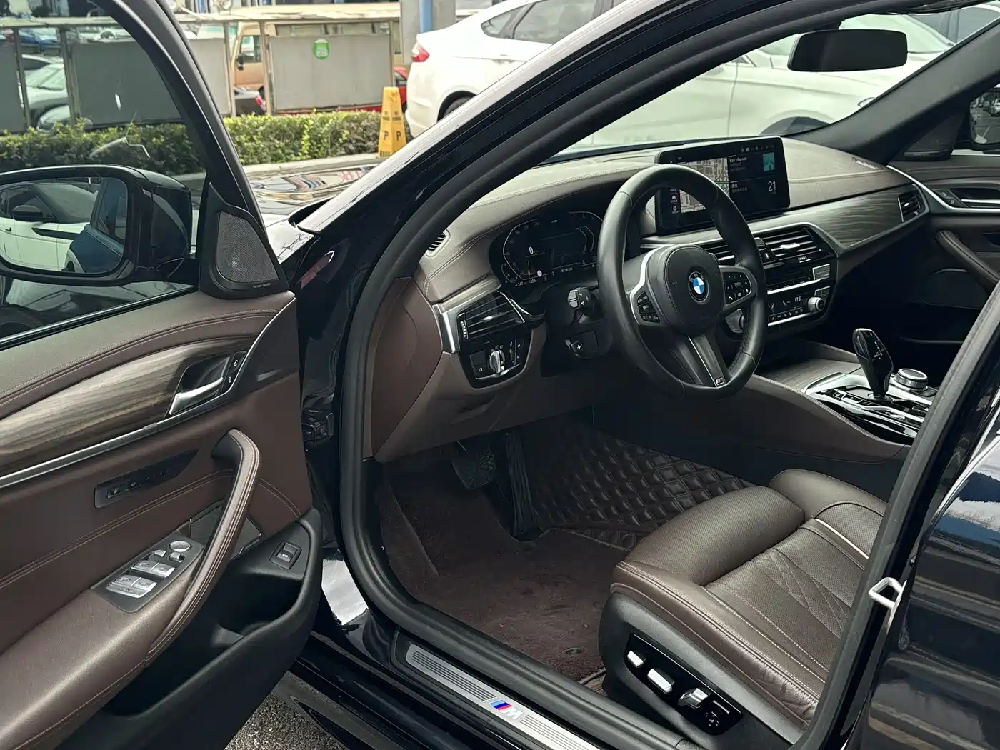 BMW 5 Series 2022 Facelift II 530Li Premium Package M Sport фото 8
