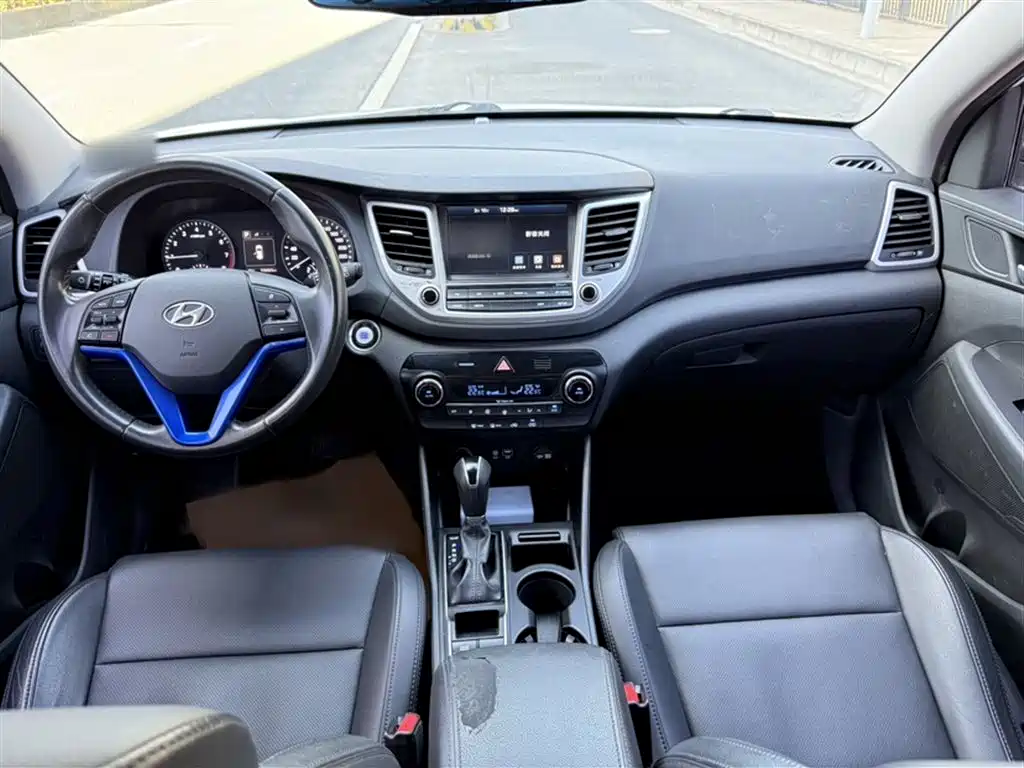 Hyundai Tucson 2015 1.6T Dual Clutch 2WD Smart фото 13