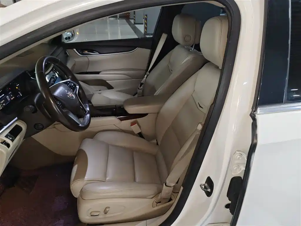 Cadillac XTS 2014 28T Comfort фото 11