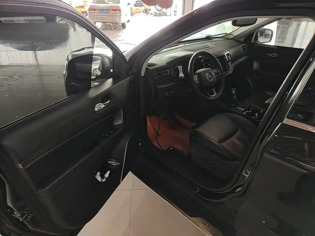 Jeep Commander 2018 2018 2.0T 2WD Advance Version China V