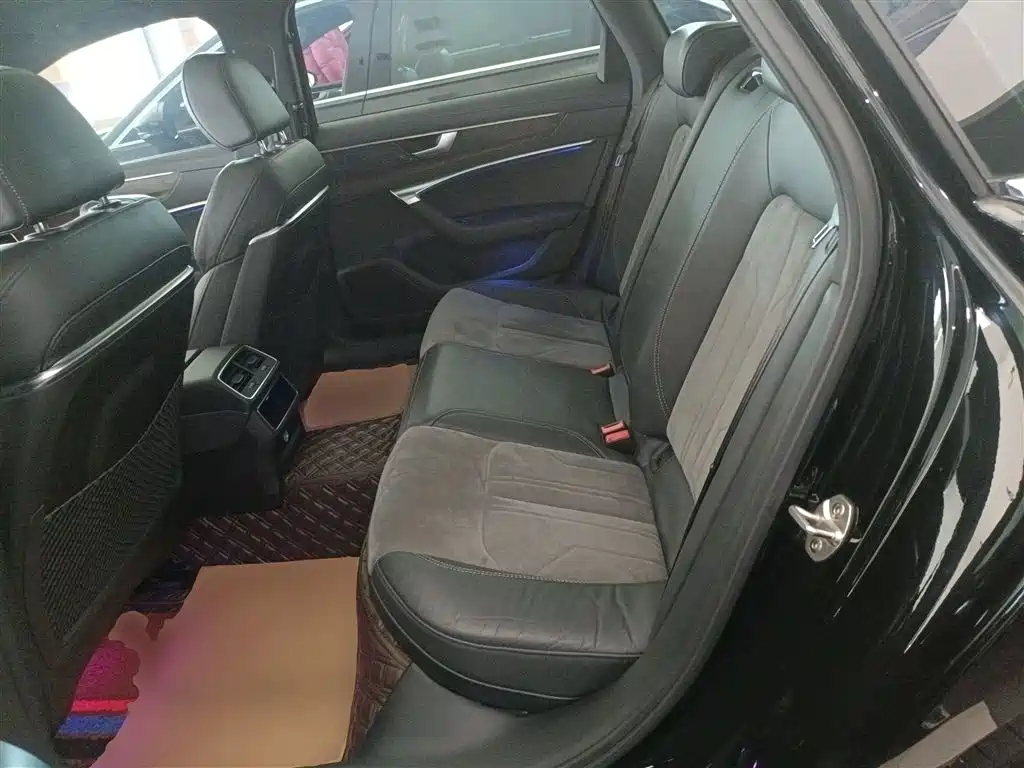Audi A6L 2019 45 TFSI quattro Premium Dynamic фото 13