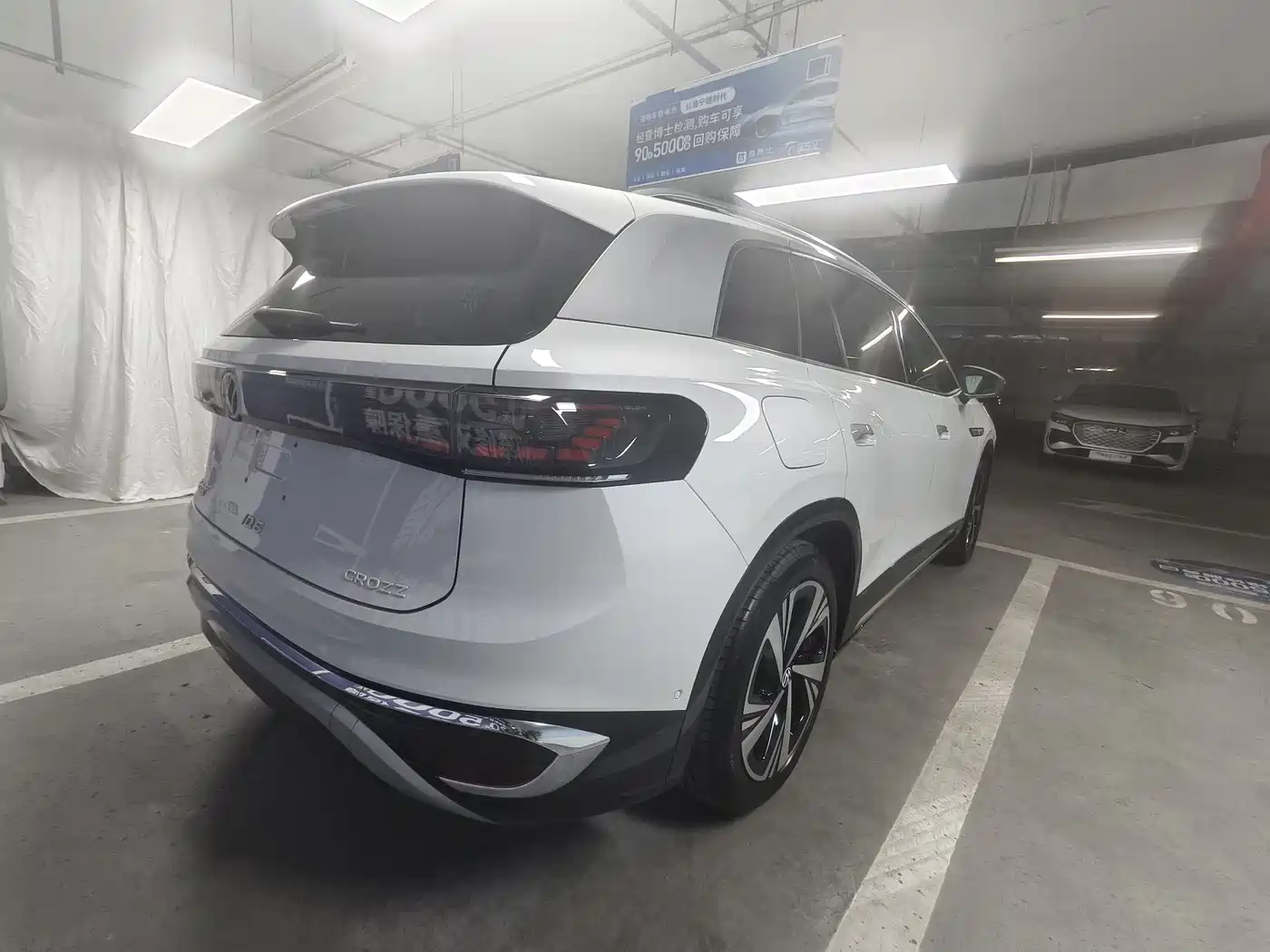 Volkswagen ID.6 CROZZ 2022 Long Range PRO Edition фото 5