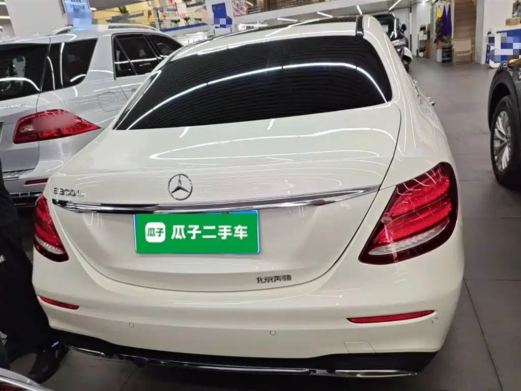 Mercedes-Benz E-Class 2018 E 300 L Sport Fashion фото 6