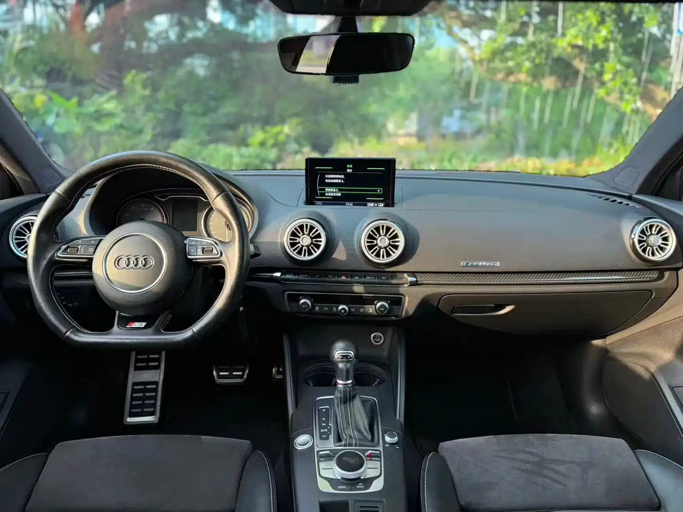 Audi S3 2015 S3 2.0T Limousine фото 4