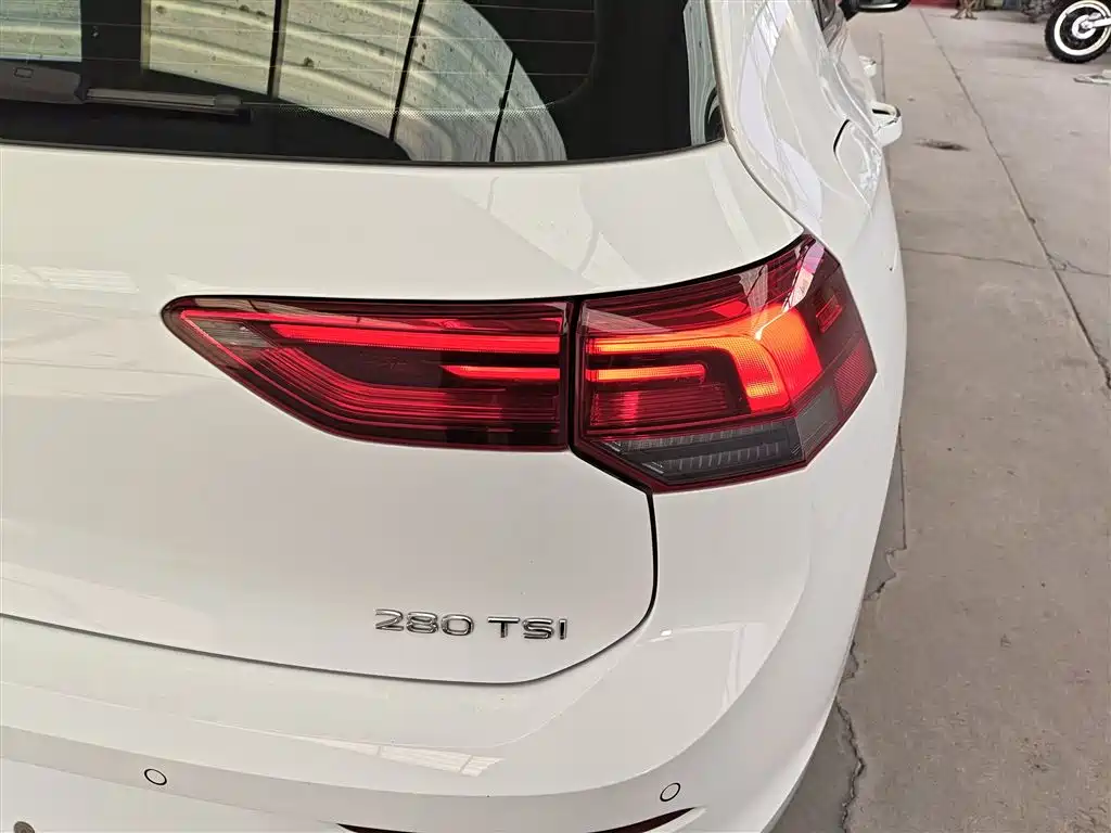 Volkswagen Golf 2021 280TSI DSG Pro фото 24