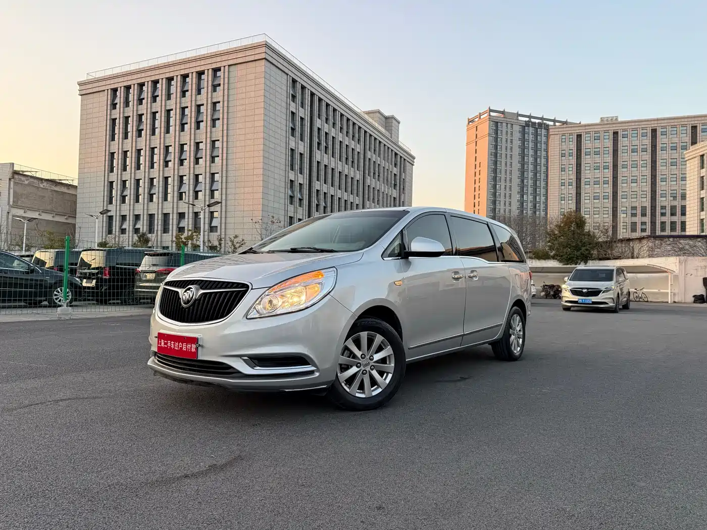 Buick GL8 2018 28T Luxury Model China VI фото 26