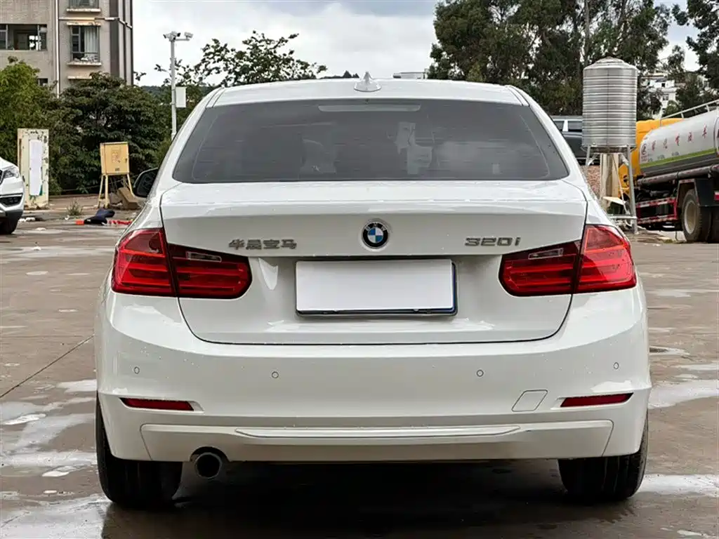 BMW 3 Series 2015 320i Fashion фото 9