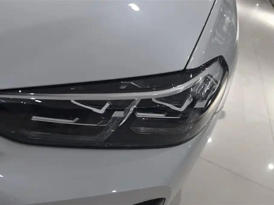 BMW iX3 2023 Leading Type фото 5