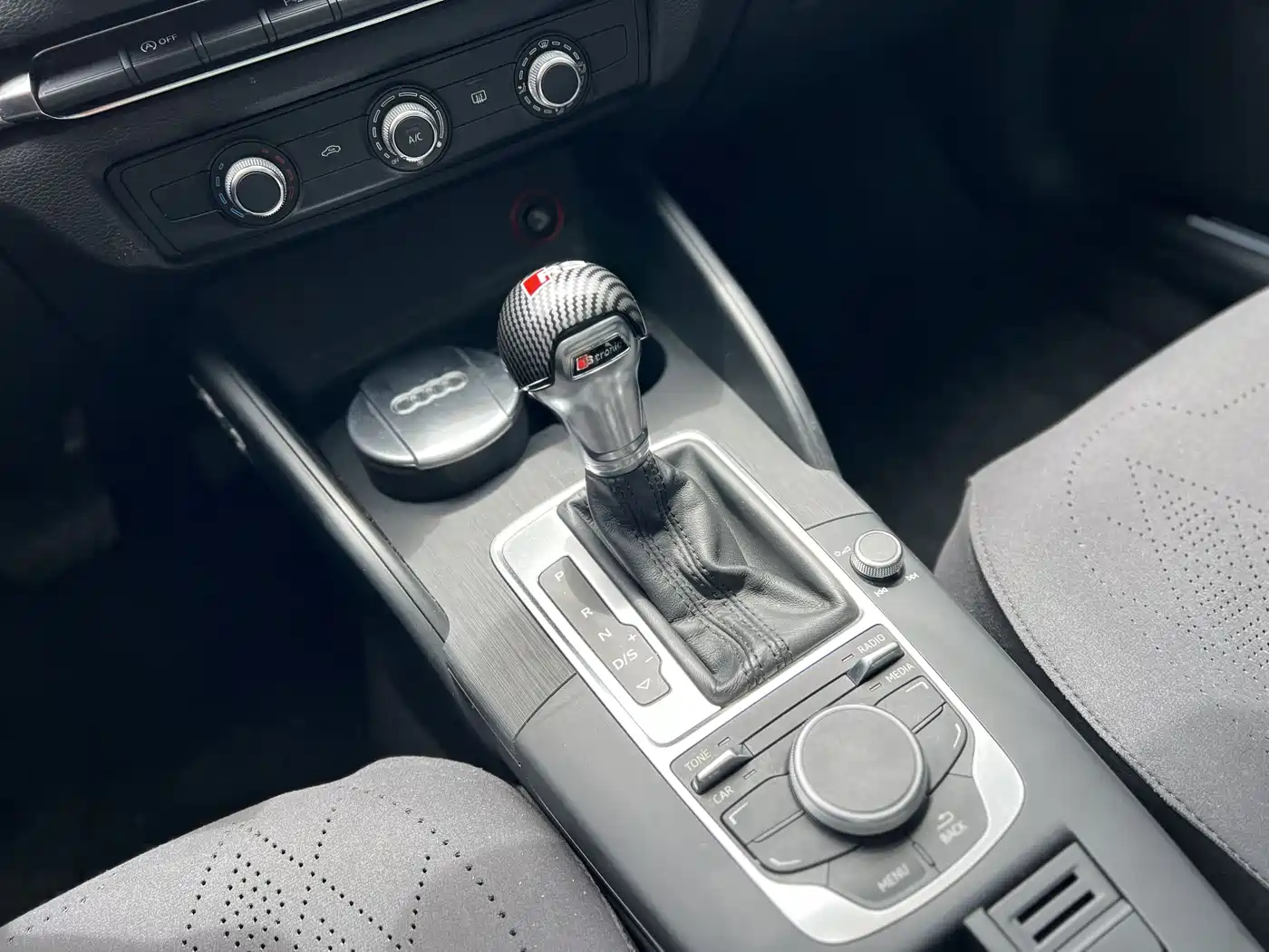 Audi A3 2015 Sportback 35 TFSI Millionth Anniversary Intelligent Leader Type фото 10