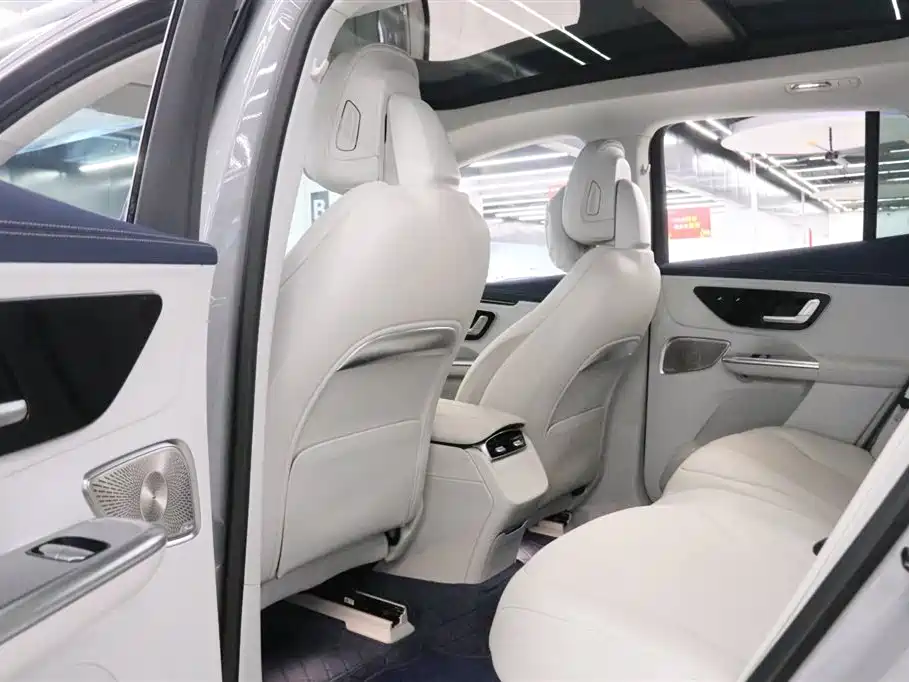 Mercedes-Benz EQE SUV 2024 350 4MATIC Luxury Edition фото 19
