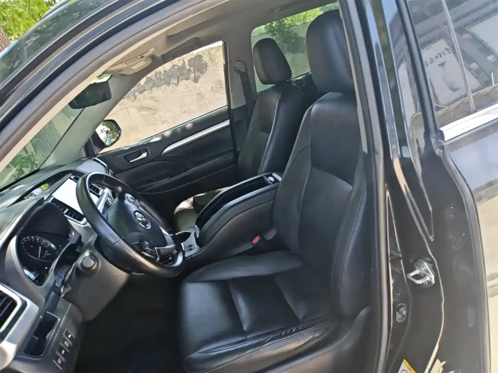 Toyota Highlander 2021 2.0T AWD Luxury 7-Seater фото 15