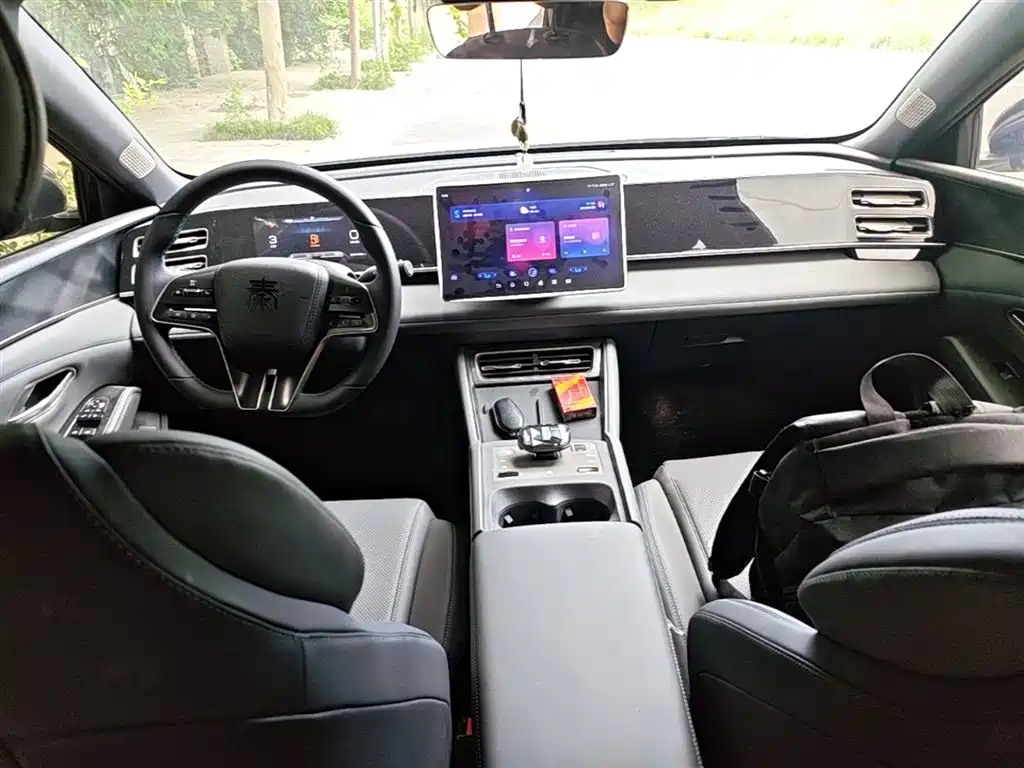 BYD Qin L 2024 DM-i 80KM Superior фото 10