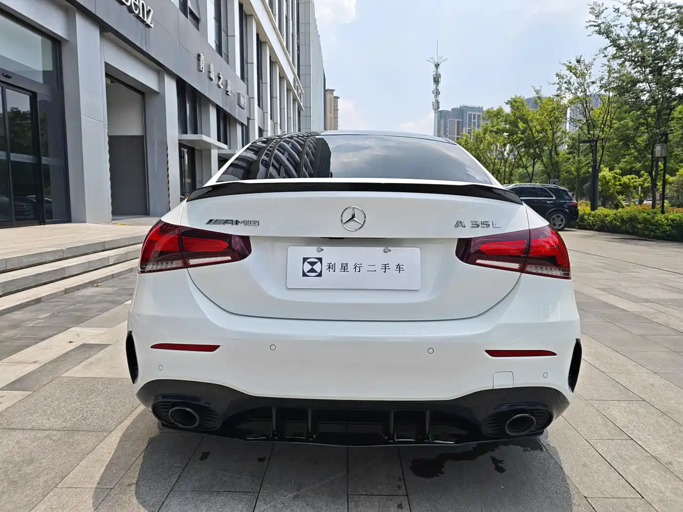 Mercedes-Benz A-Class AMG 2023 Model Year AMG A 35 L 4MATIC фото 7