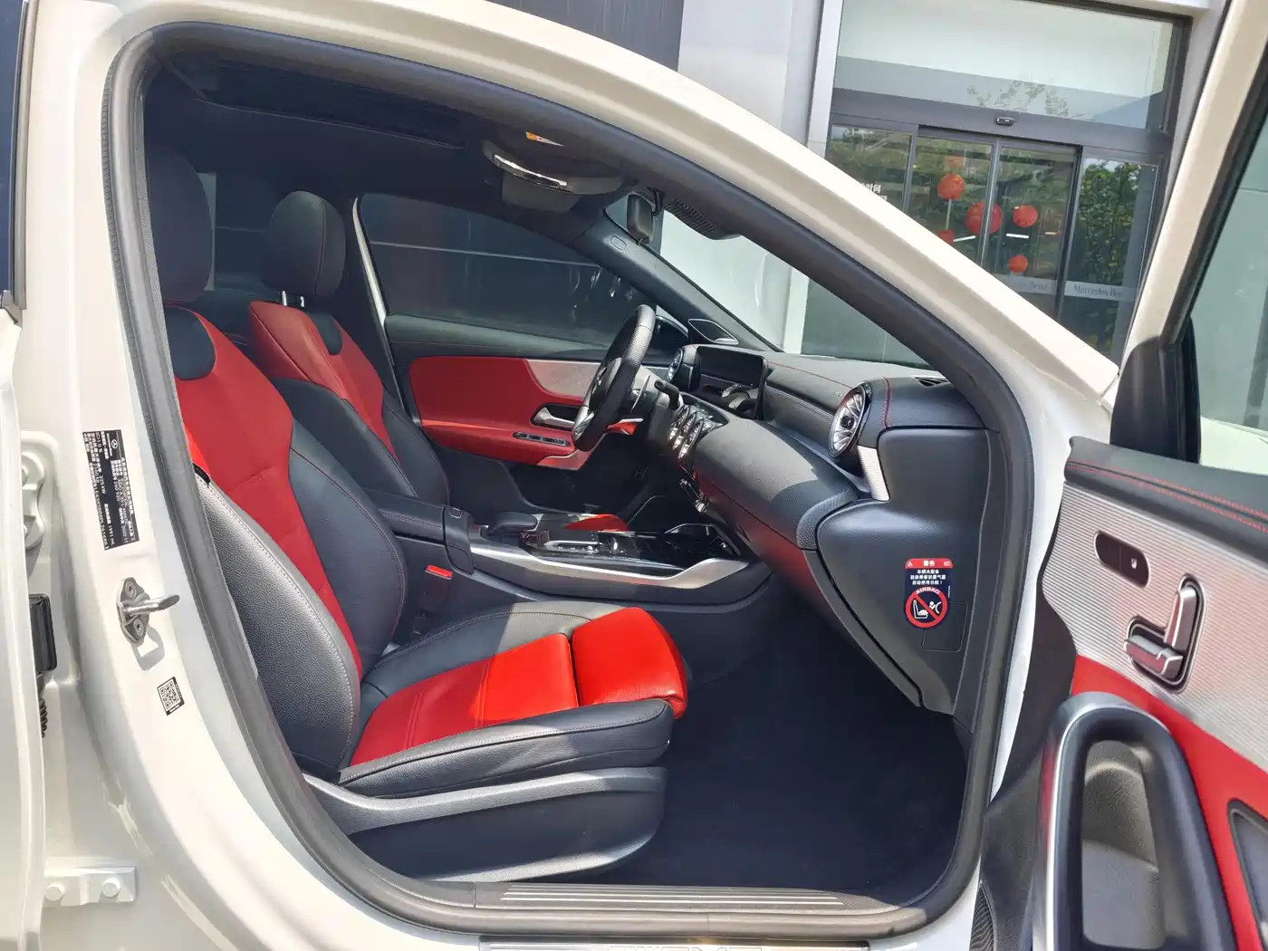 Mercedes-Benz A-Class AMG 2023 Model Year AMG A 35 L 4MATIC фото 24