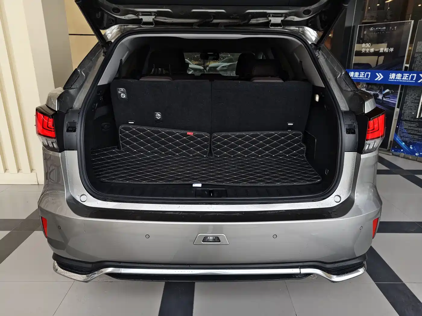 Lexus RX 2020 Facelift 450hL AWD Elegance Edition 7-Seater фото 6